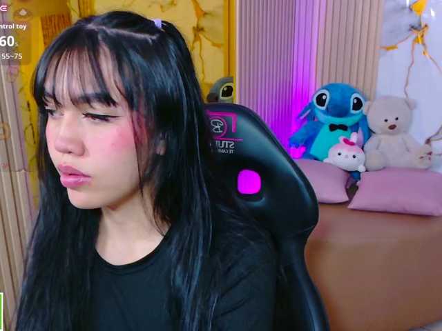 Ameliiaa-tay live cam on BongaCams