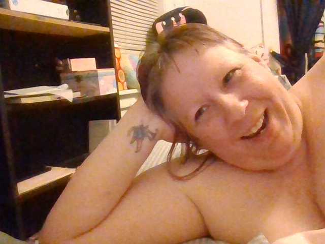 starlight1983 live cam on BongaCams