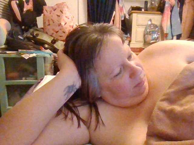 starlight1983 live cam preview