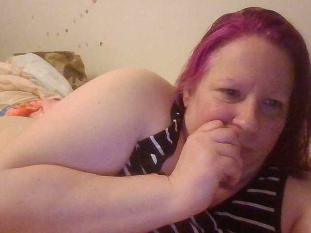 starlight1983's BongaCams show and profile