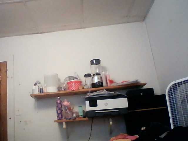 starlight1983 live cam on BongaCams