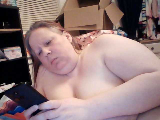 starlight1983, live now on BongaCams
