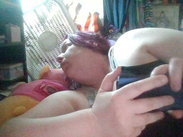 starlight1983's BongaCams show and profile