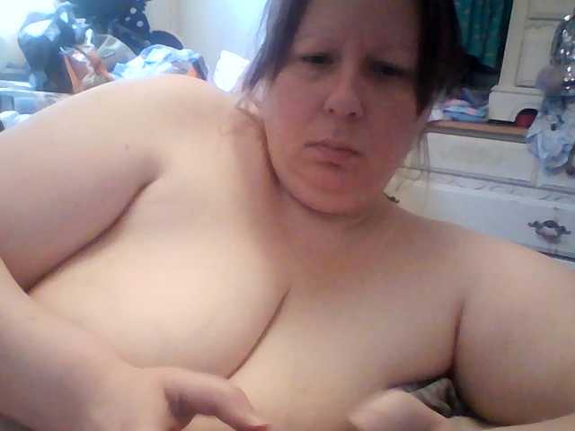 starlight1983 live cam on BongaCams