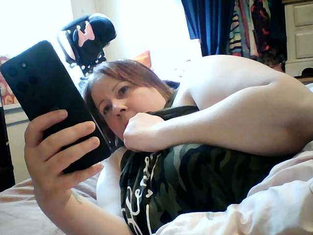 starlight1983 live cam on BongaCams