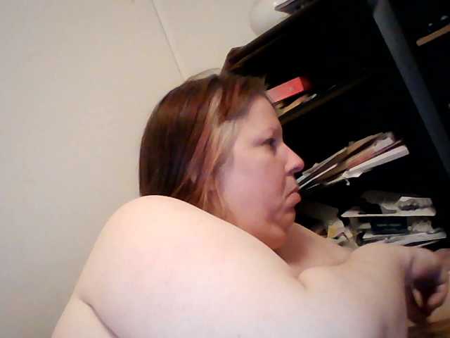 starlight1983, live now on BongaCams
