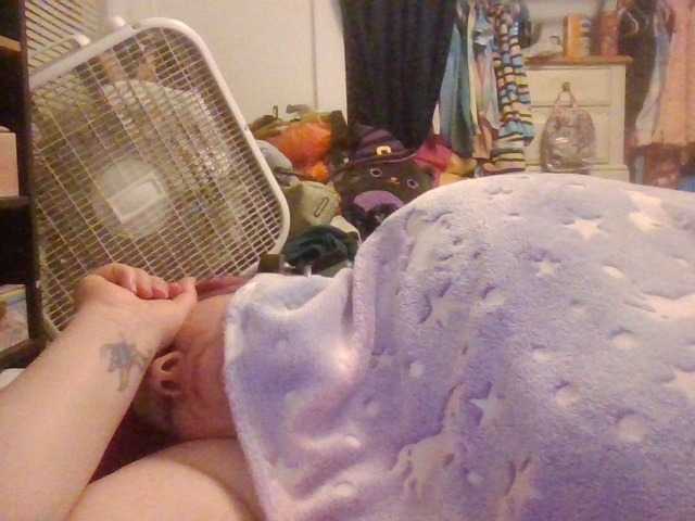 starlight1983's BongaCams show and profile