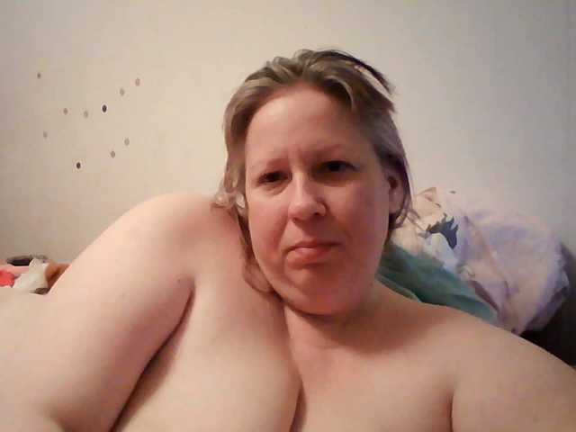 starlight1983 live cam on BongaCams