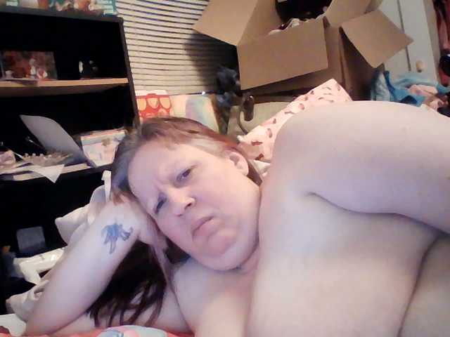 starlight1983, live now on BongaCams