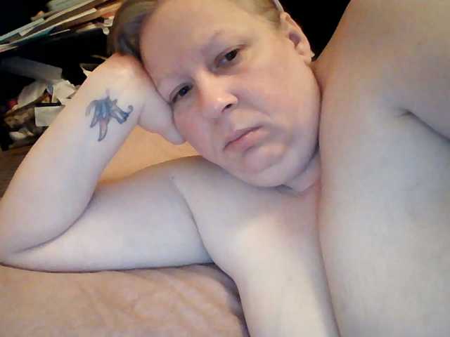 starlight1983 live cam on BongaCams