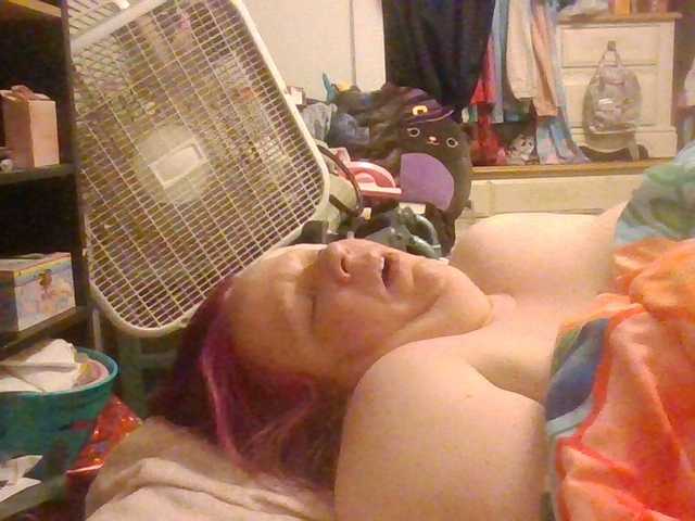 starlight1983's BongaCams show and profile