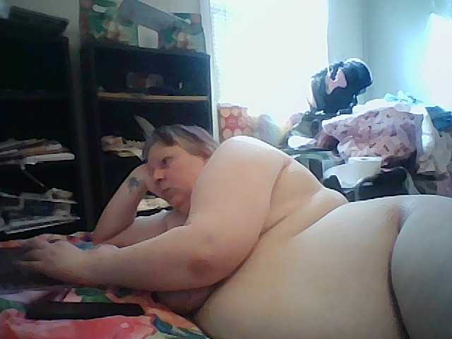 starlight1983, live now on BongaCams