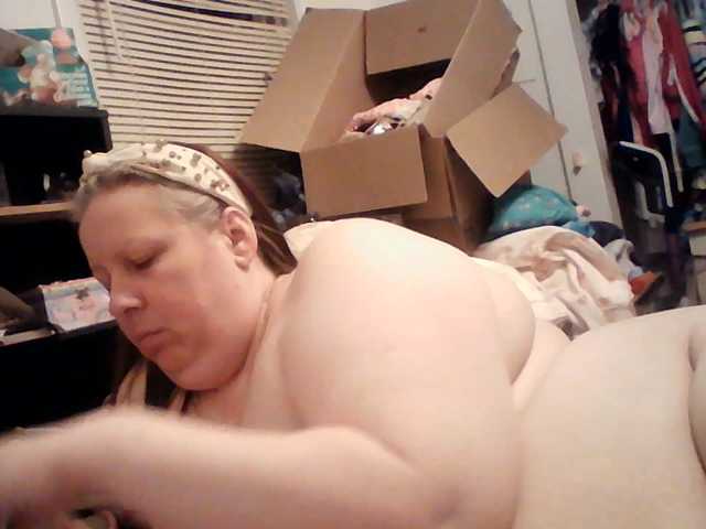 starlight1983 live cam on BongaCams