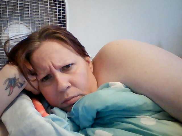 starlight1983 live cam on BongaCams