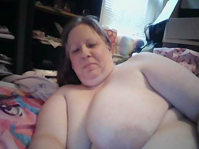 starlight1983, live now on BongaCams