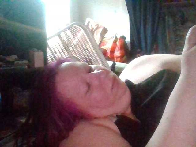 starlight1983's BongaCams show and profile