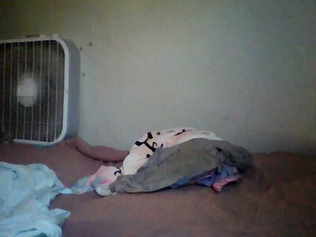 starlight1983 live cam on BongaCams