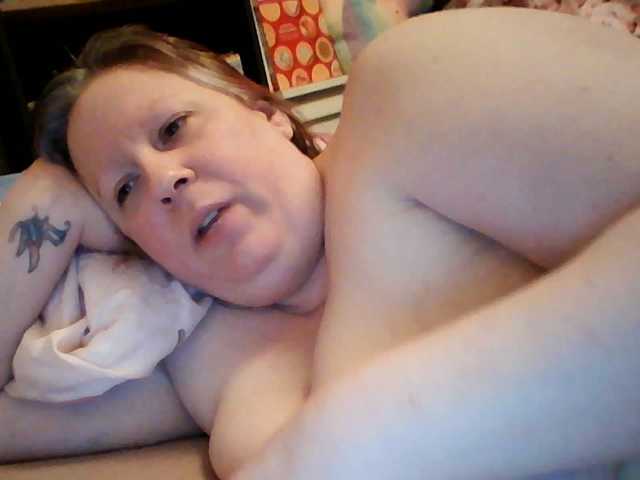 starlight1983 live cam preview