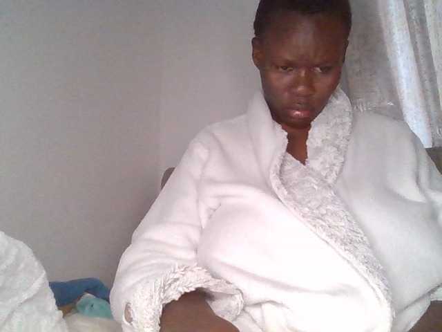 Matinah's BongaCams show and profile