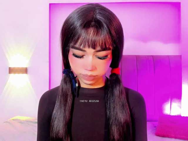 Sarahh-Sophia live webcam show