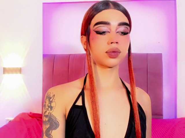 Sarahh-Sophia