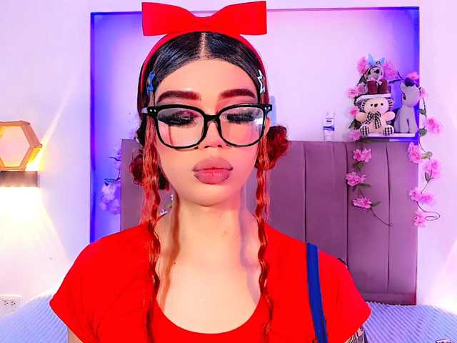 Sarahh-Sophia