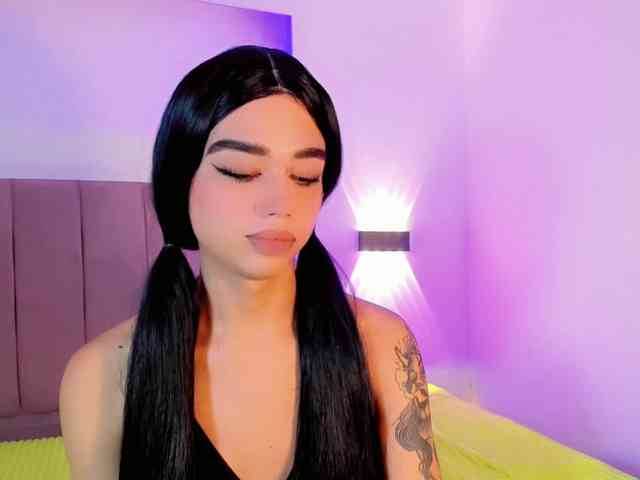 Sarahh-Sophia Sex Cam Show