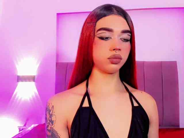 Sarahh-Sophia