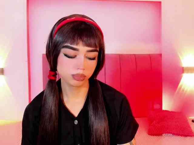 Sarahh-Sophia