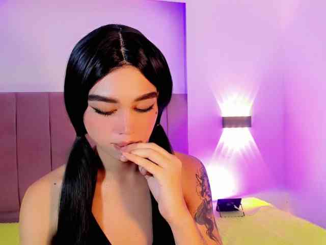 Sarahh-Sophia Sex Cam Show