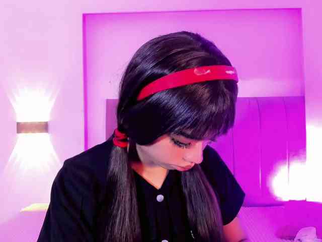 Sarahh-Sophia Live Webcam on BongaCams