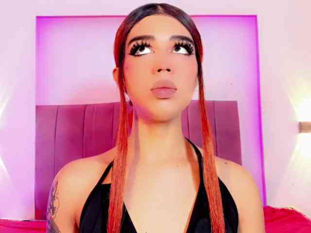 Sarahh-Sophia