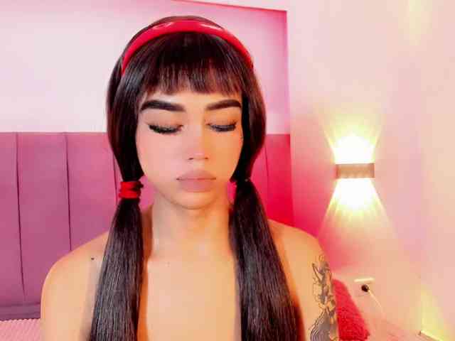 Sarahh-Sophia Live Webcam on BongaCams