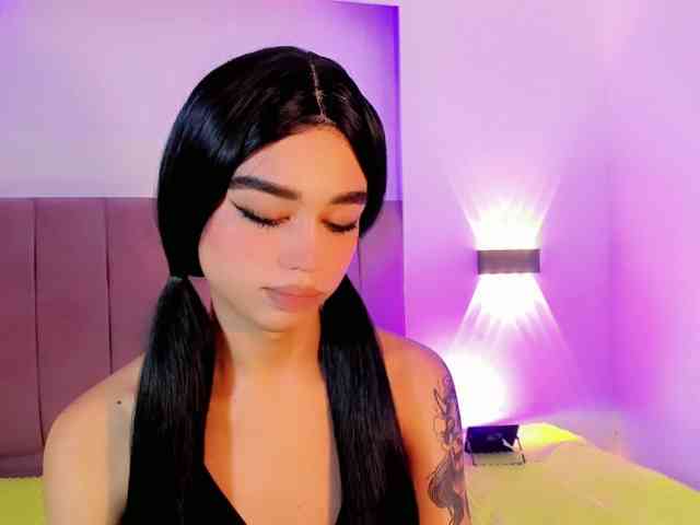 Sarahh-Sophia Sex Cam Show