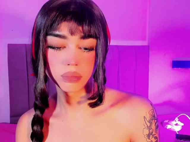 Sarahh-Sophia