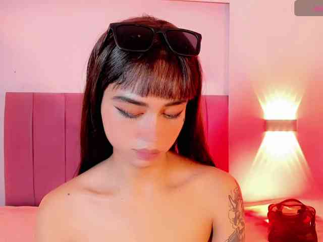 Sarahh-Sophia Sex Cam Show