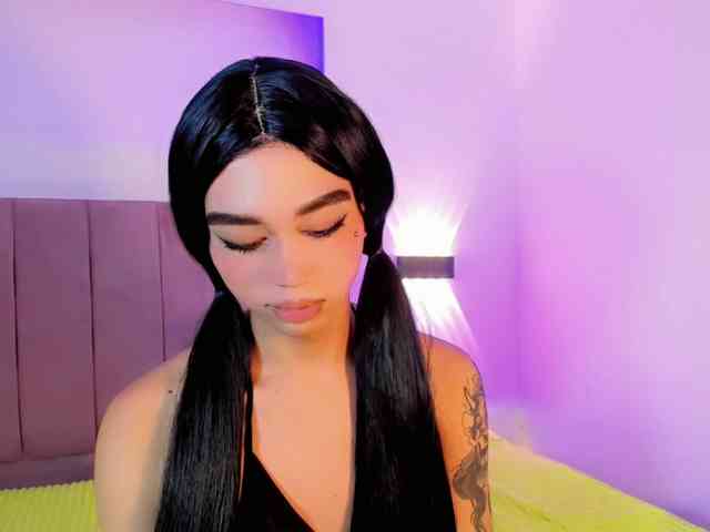 Sarahh-Sophia Sex Cam Show
