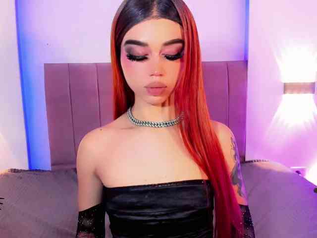 Sarahh-Sophia Live Webcam on BongaCams