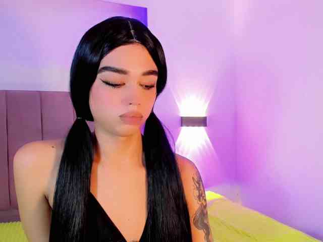 Sarahh-Sophia Sex Cam Show