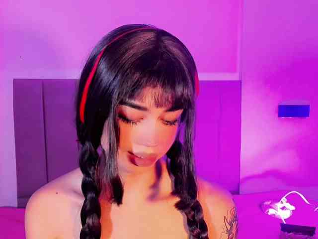 Sarahh-Sophia