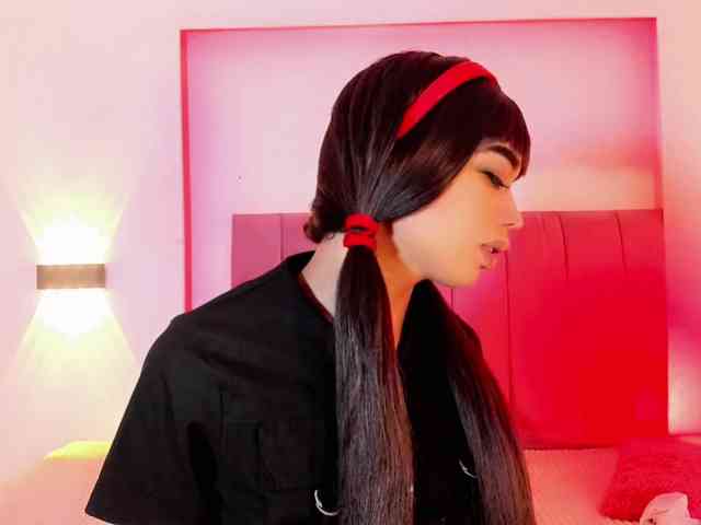 Sarahh-Sophia Live Webcam on BongaCams
