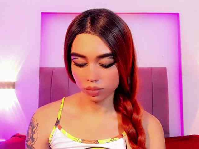 Sarahh-Sophia