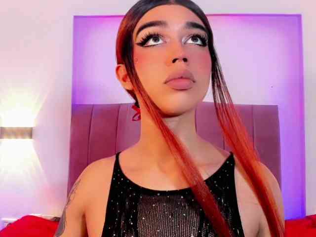 Sarahh-Sophia
