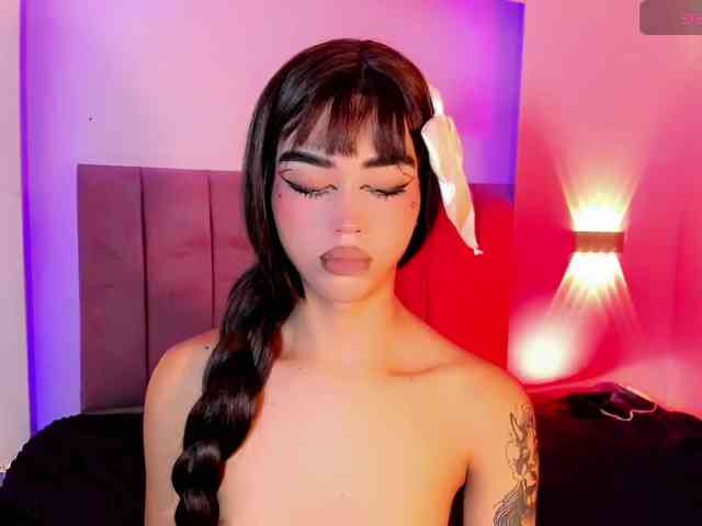 Sarahh-Sophia Live Webcam on BongaCams