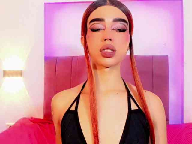Sarahh-Sophia