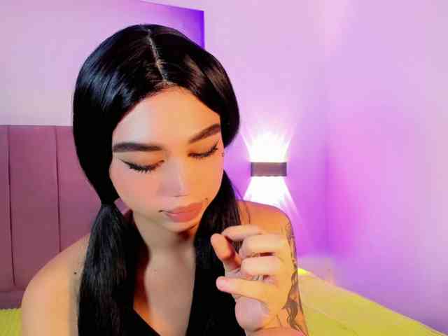 Sarahh-Sophia Sex Cam Show