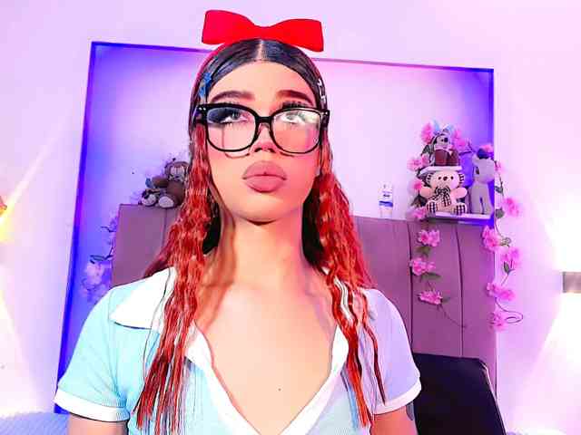 Sarahh-Sophia