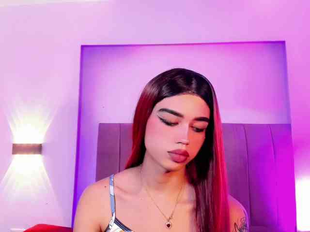 Sarahh-Sophia