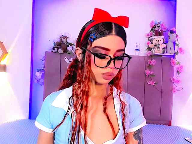 Sarahh-Sophia