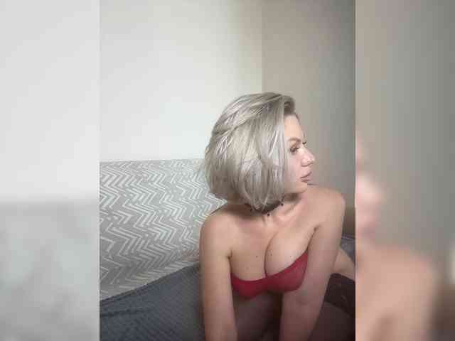 DianaBeautyX webcam